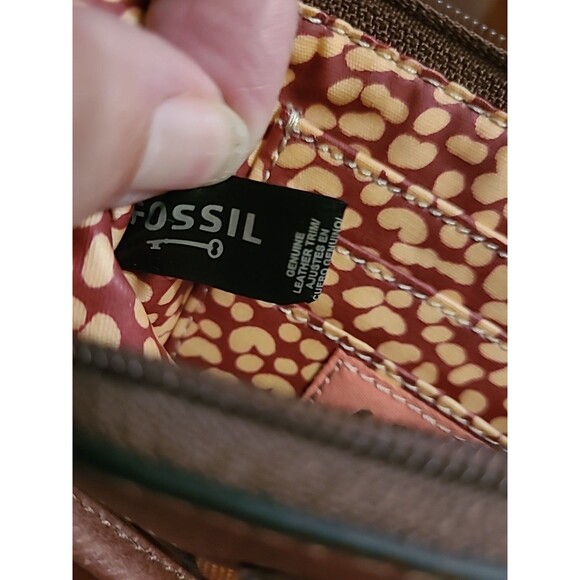 Fossil Key Per Brow Floral Coated Canvas Wristlet Zipper Cards Key Hole Logo - Picture 6 of 7